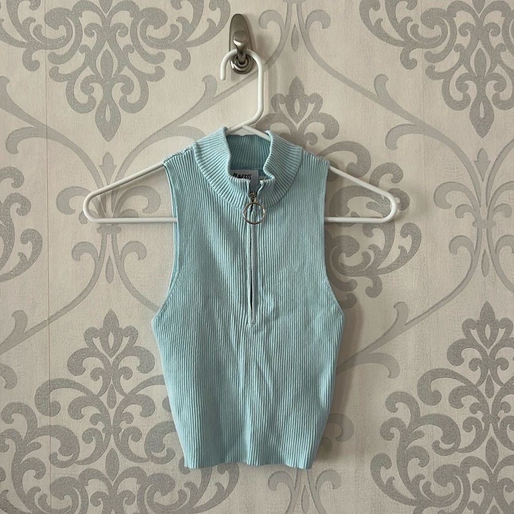 Princess Polly Turtle Neck Crop-top